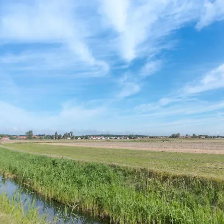 Siena With Parking And Shared Pool By Interhome Apartmán *