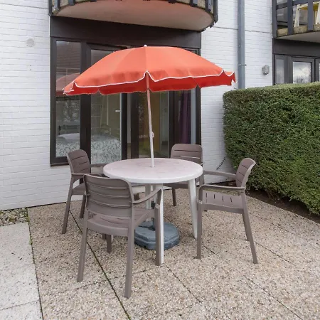 Lägenhet Siena With Parking And Shared Pool By Interhome